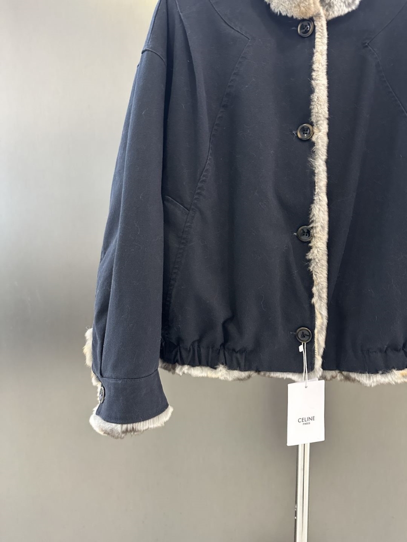 Ce1i*e outwears